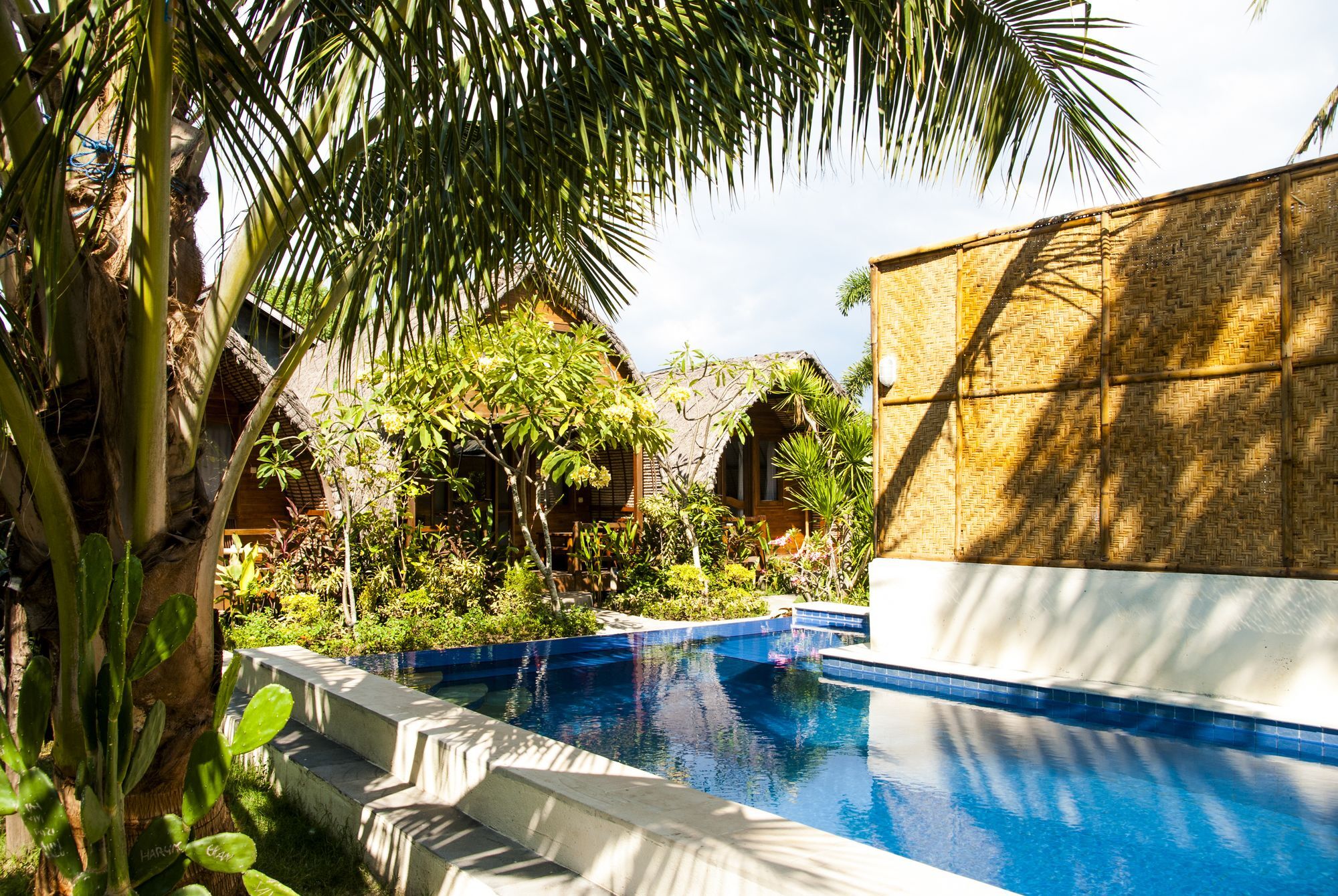 คอตตอนทรี คอตเทจ Hotel กีลีตราวางัน ภายนอก รูปภาพ